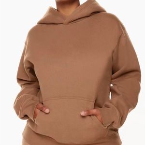 Aritzia TNA Perfect Fit Sweatshirt in Medium